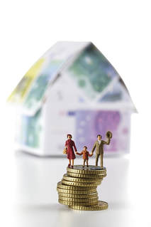 Graphic of a family on set of coins in front of a house, to reflect home buyers - provided by HouseLogic and shared by Arabel R Camblor on arabelcamblor.com